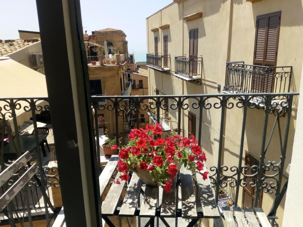 Charme In Centro - Tourist Rental Agrigento Exteriör bild
