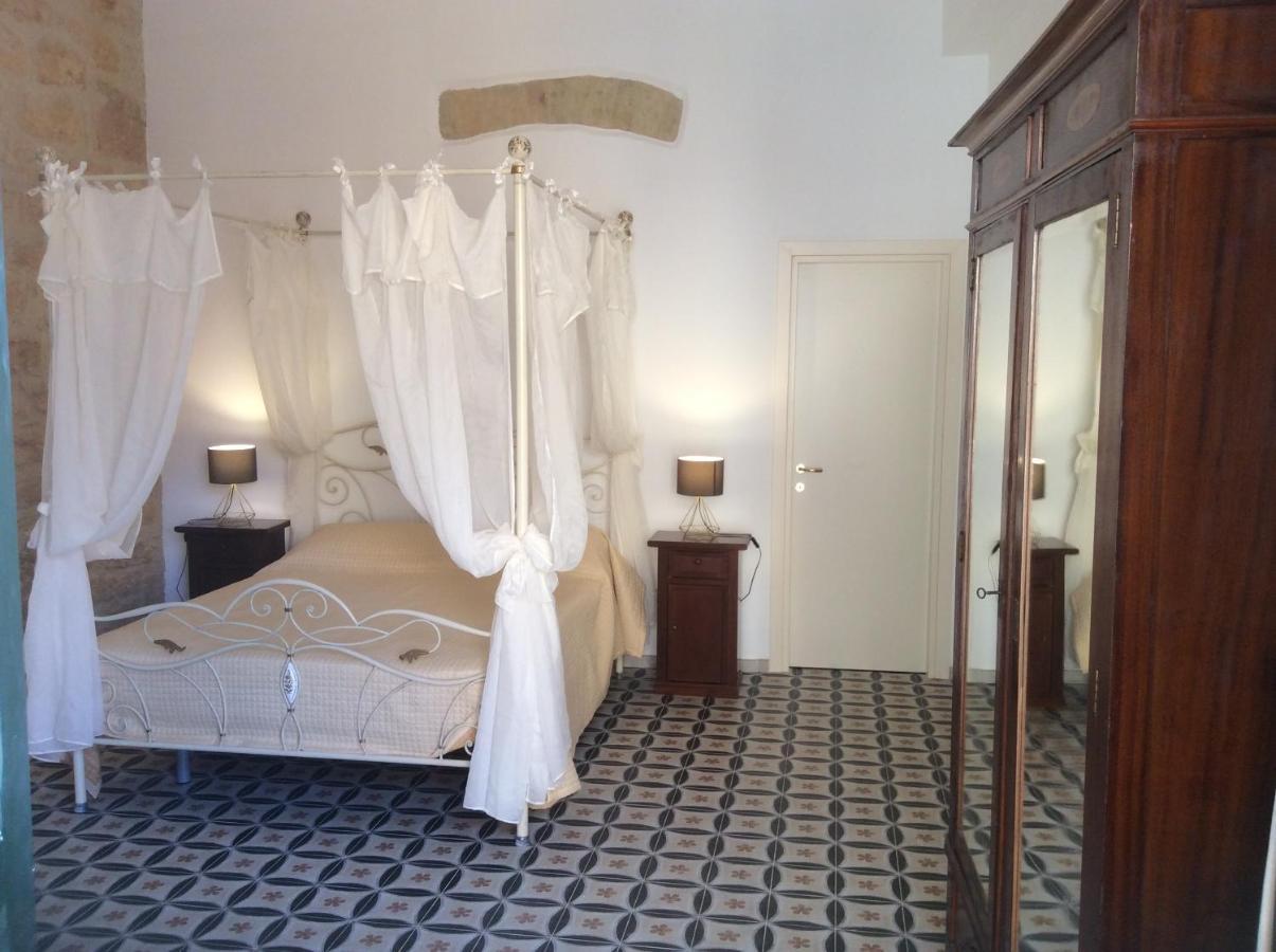 Charme In Centro - Tourist Rental Agrigento Exteriör bild