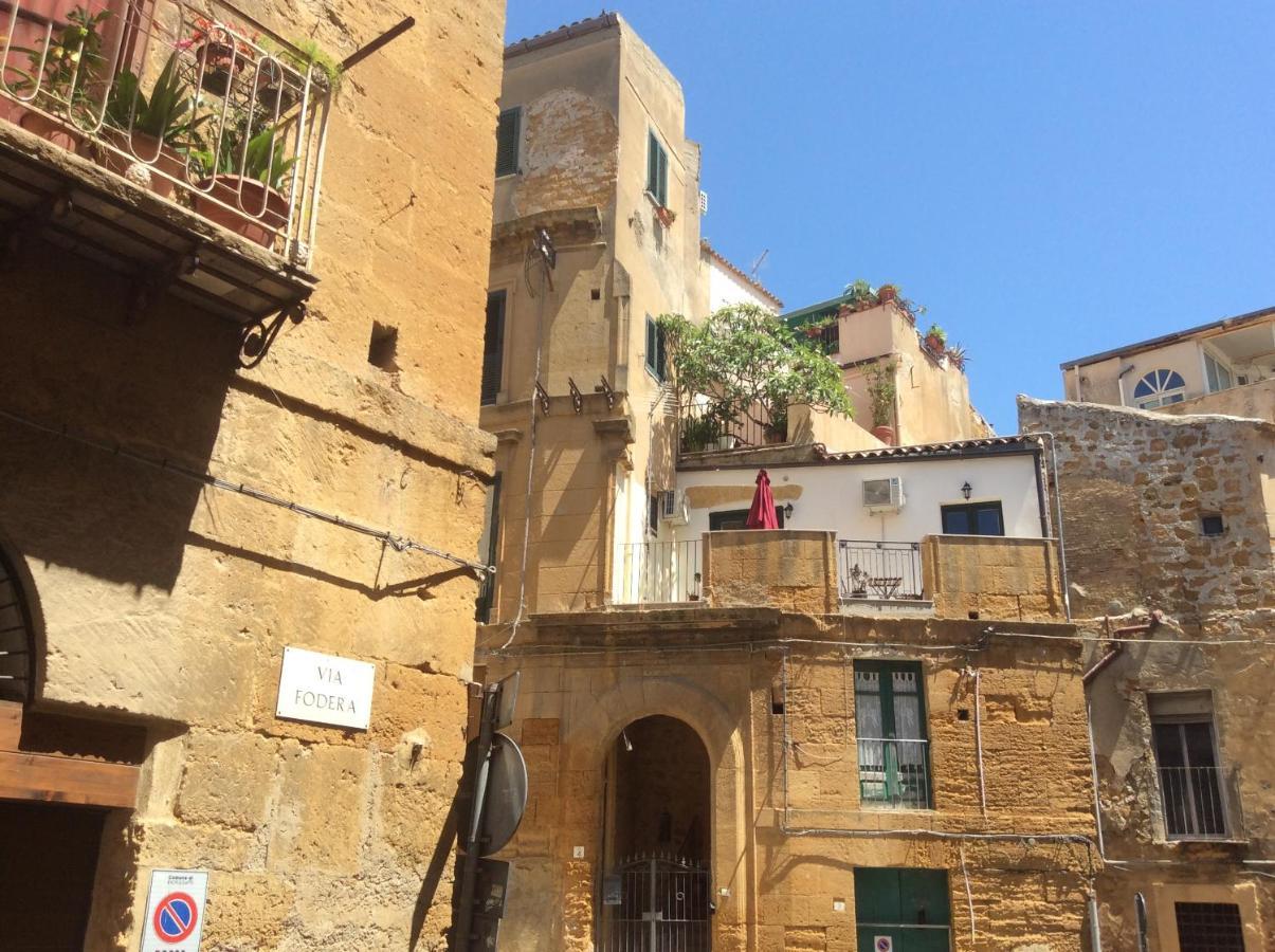 Charme In Centro - Tourist Rental Agrigento Exteriör bild