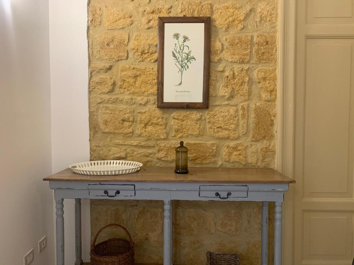 Charme In Centro - Tourist Rental Agrigento Exteriör bild