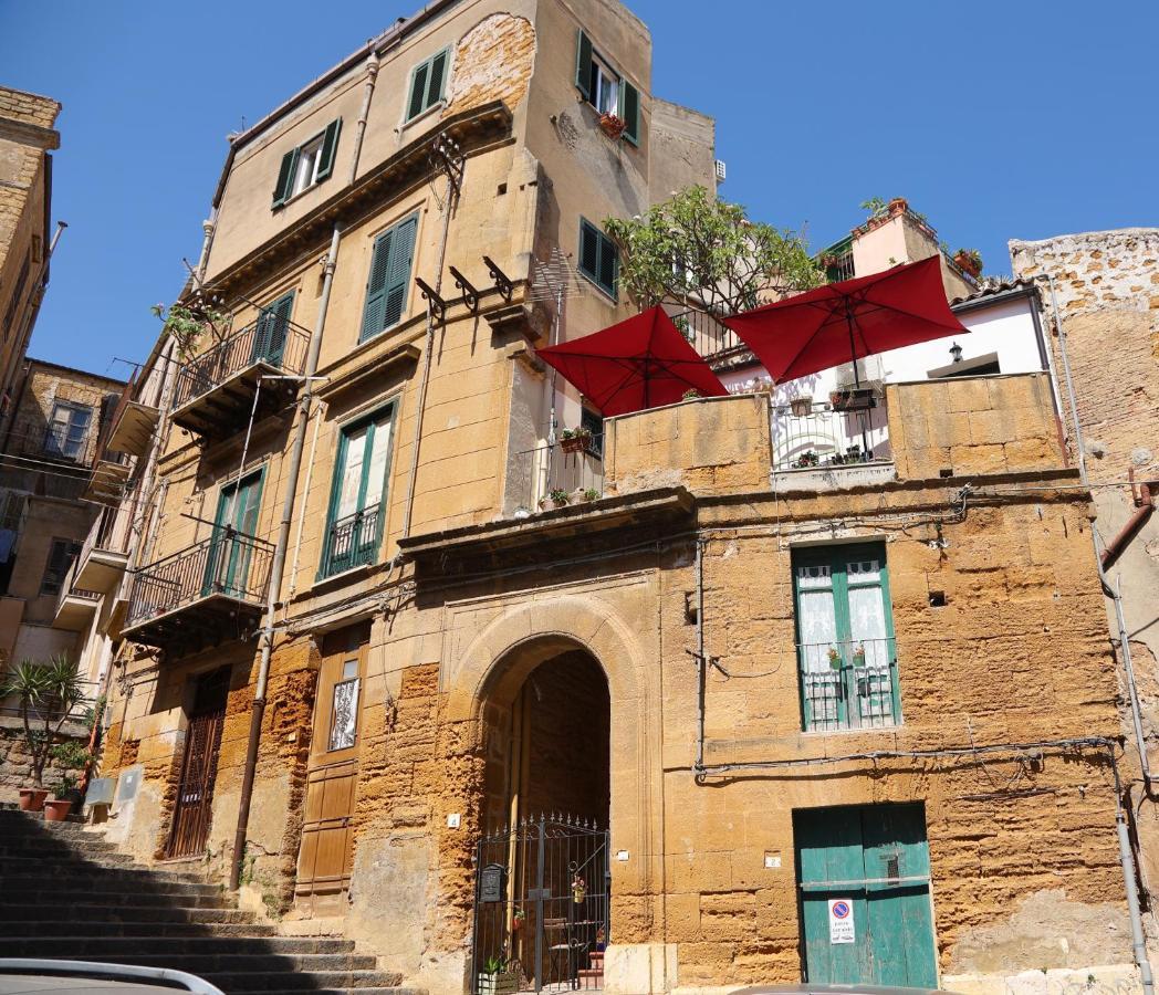 Charme In Centro - Tourist Rental Agrigento Exteriör bild