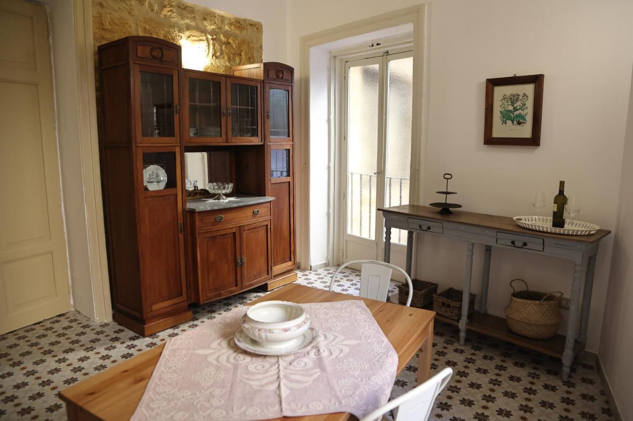 Charme In Centro - Tourist Rental Agrigento Exteriör bild