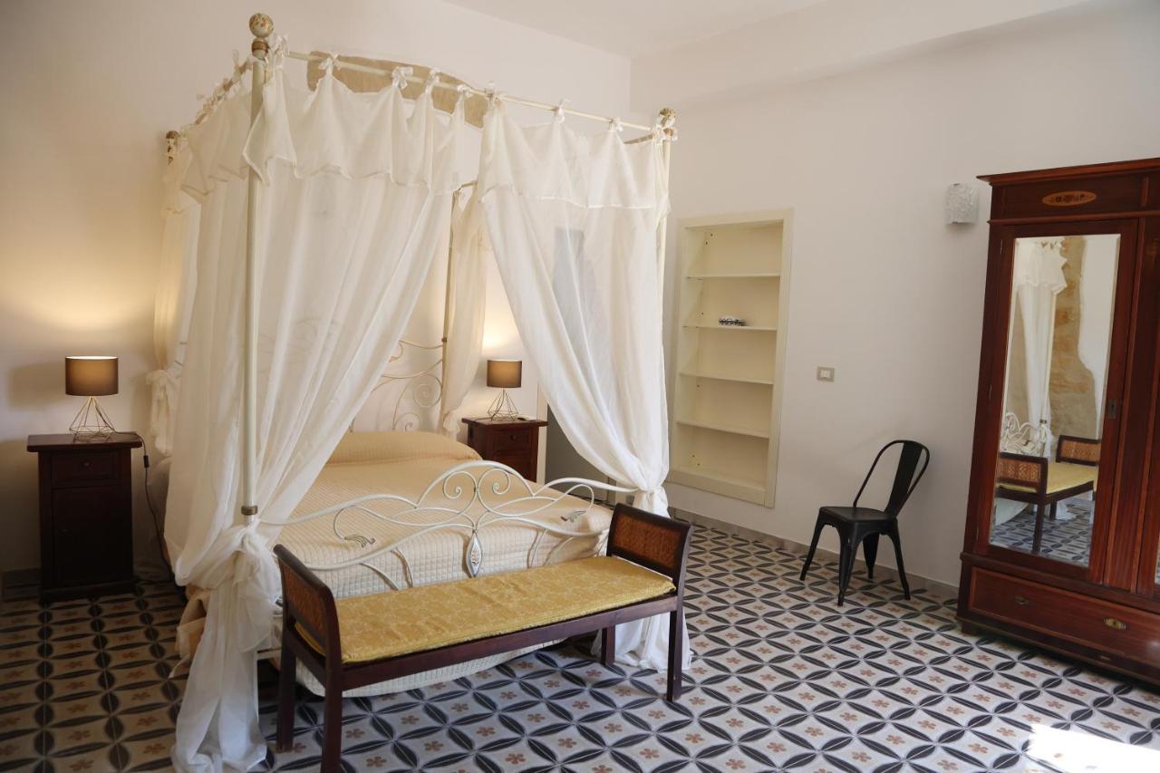 Charme In Centro - Tourist Rental Agrigento Exteriör bild