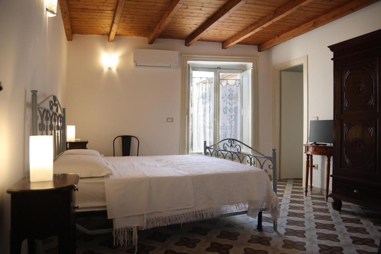 Charme In Centro - Tourist Rental Agrigento Exteriör bild