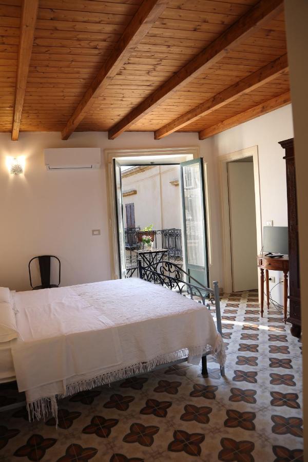 Charme In Centro - Tourist Rental Agrigento Exteriör bild