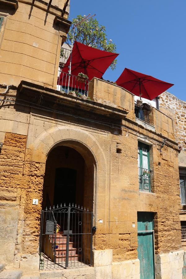 Charme In Centro - Tourist Rental Agrigento Exteriör bild
